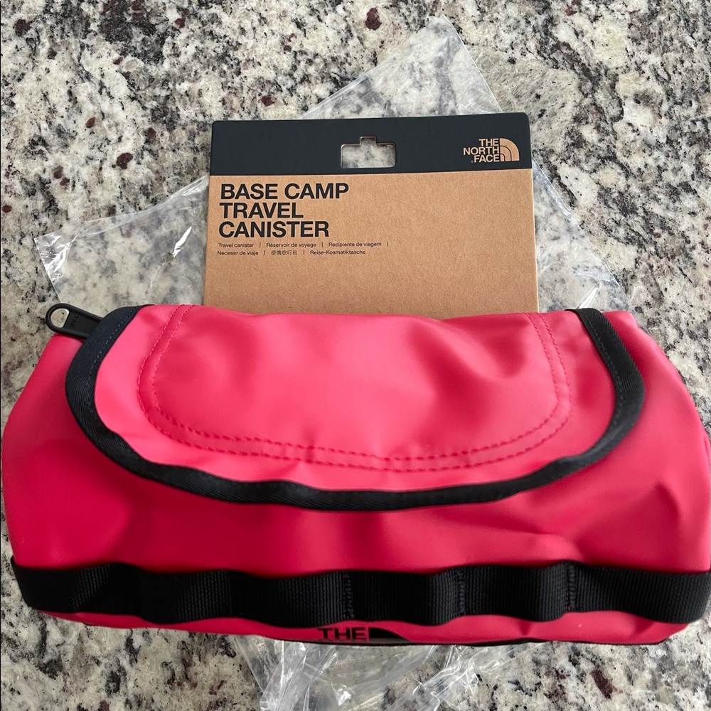 The North Face base camp travel canister NEW